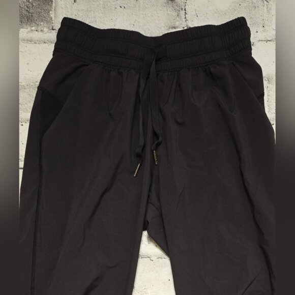 Lululemon Lightweight Jogger Pants Black | Size 2 High Rise - Picture 4 of 10